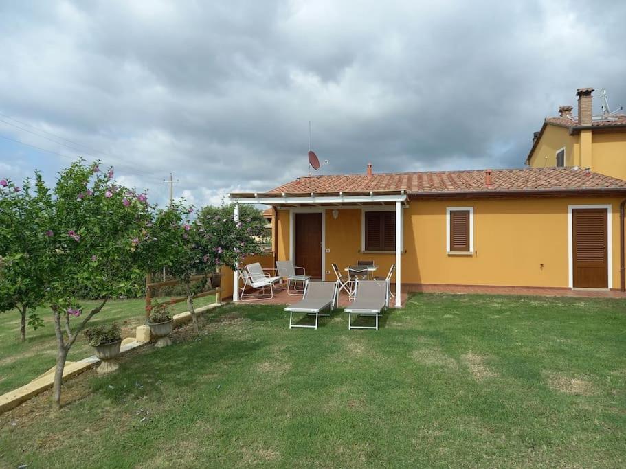La Casina Di Campagna Tra Cecina E Bibbona Vila Exterior foto